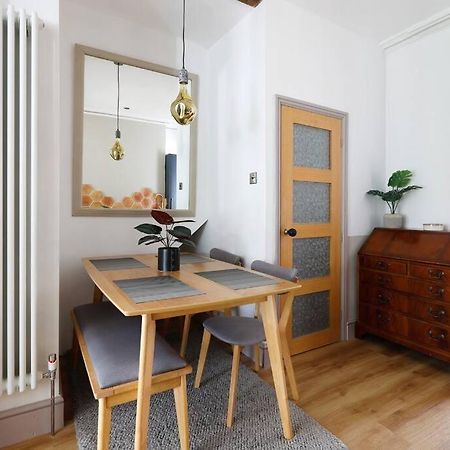 Stunning 2 Bedroom Flat 8Min Walk From The Beach Hove Extérieur photo