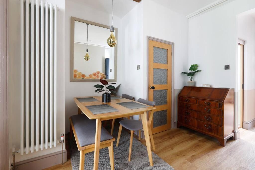 Stunning 2 Bedroom Flat 8Min Walk From The Beach Hove Extérieur photo