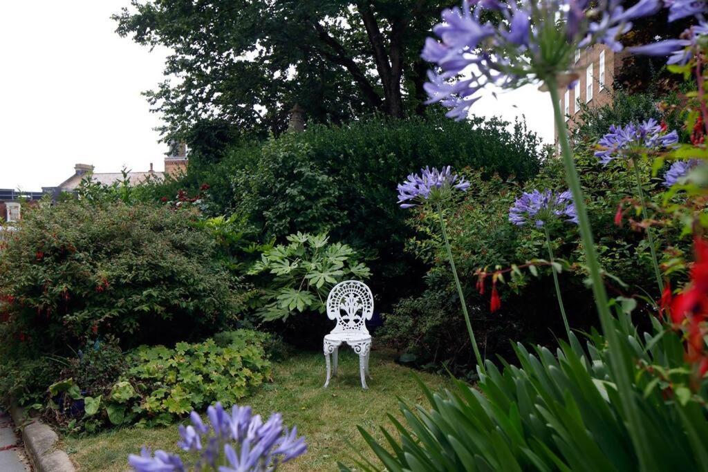 Stunning 2 Bedroom Flat 8Min Walk From The Beach Hove Extérieur photo