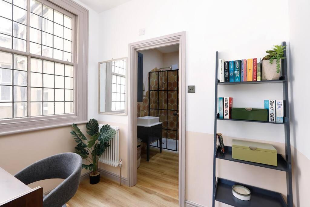 Stunning 2 Bedroom Flat 8Min Walk From The Beach Hove Extérieur photo